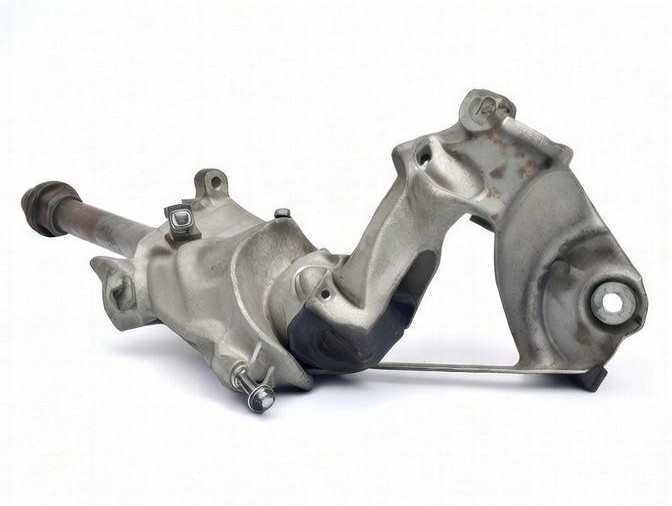 OM626 C200d MOTOR KULAĞI