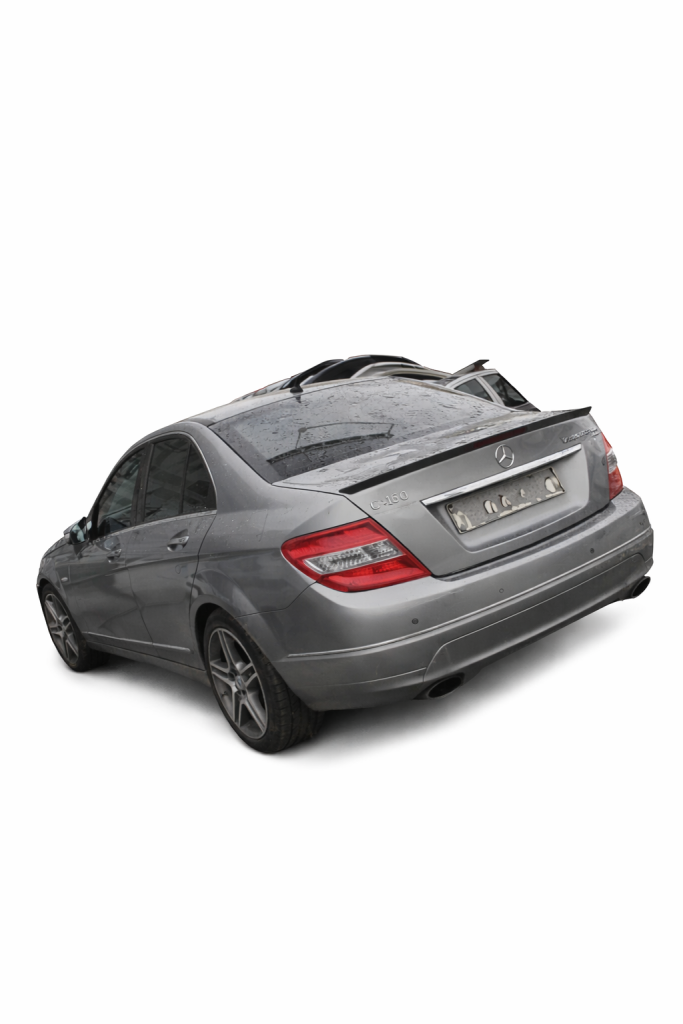 W204 C CLASS ARKA STOP1